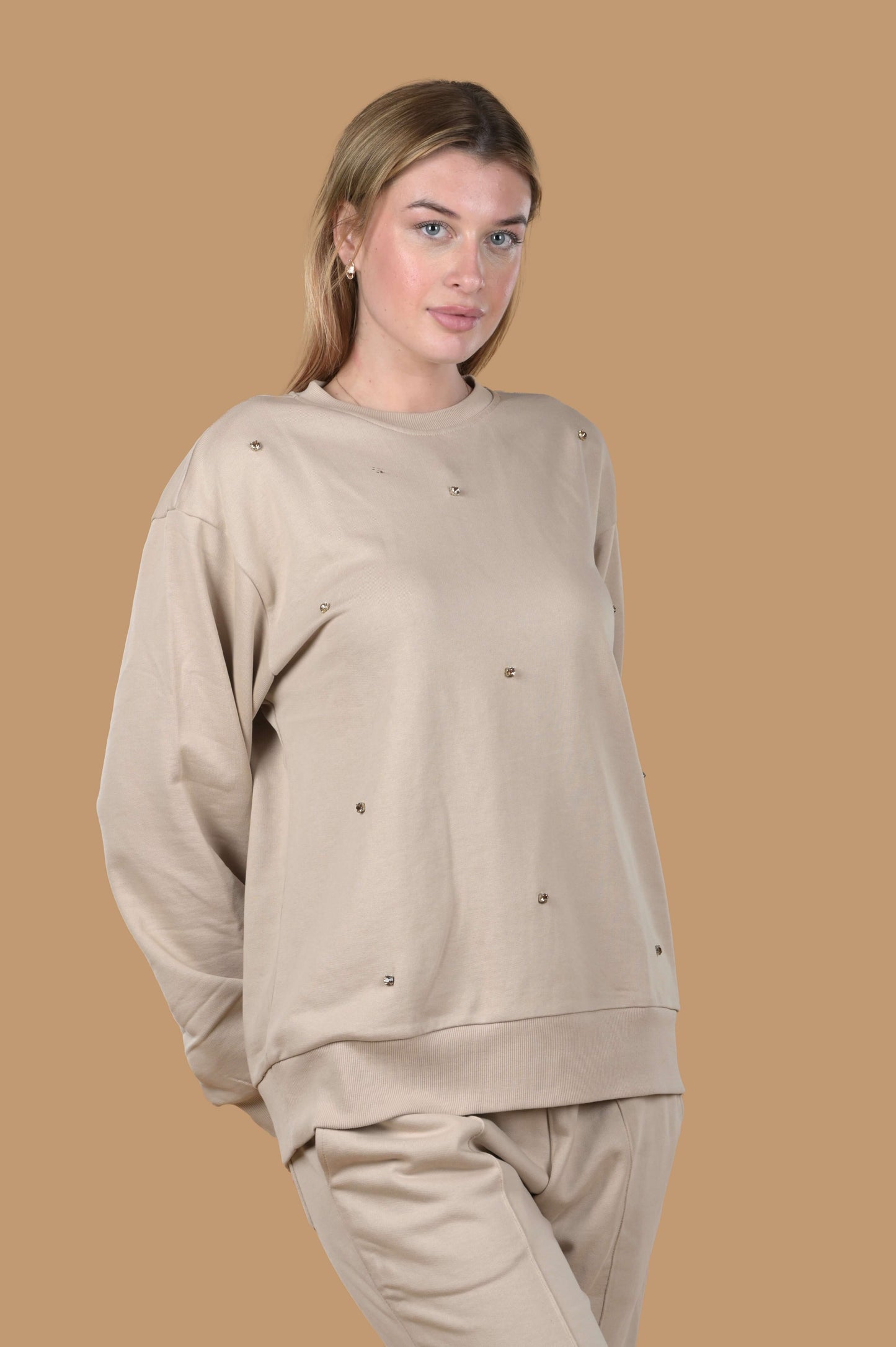 Women's Round Neck Embellished Sweatshirt