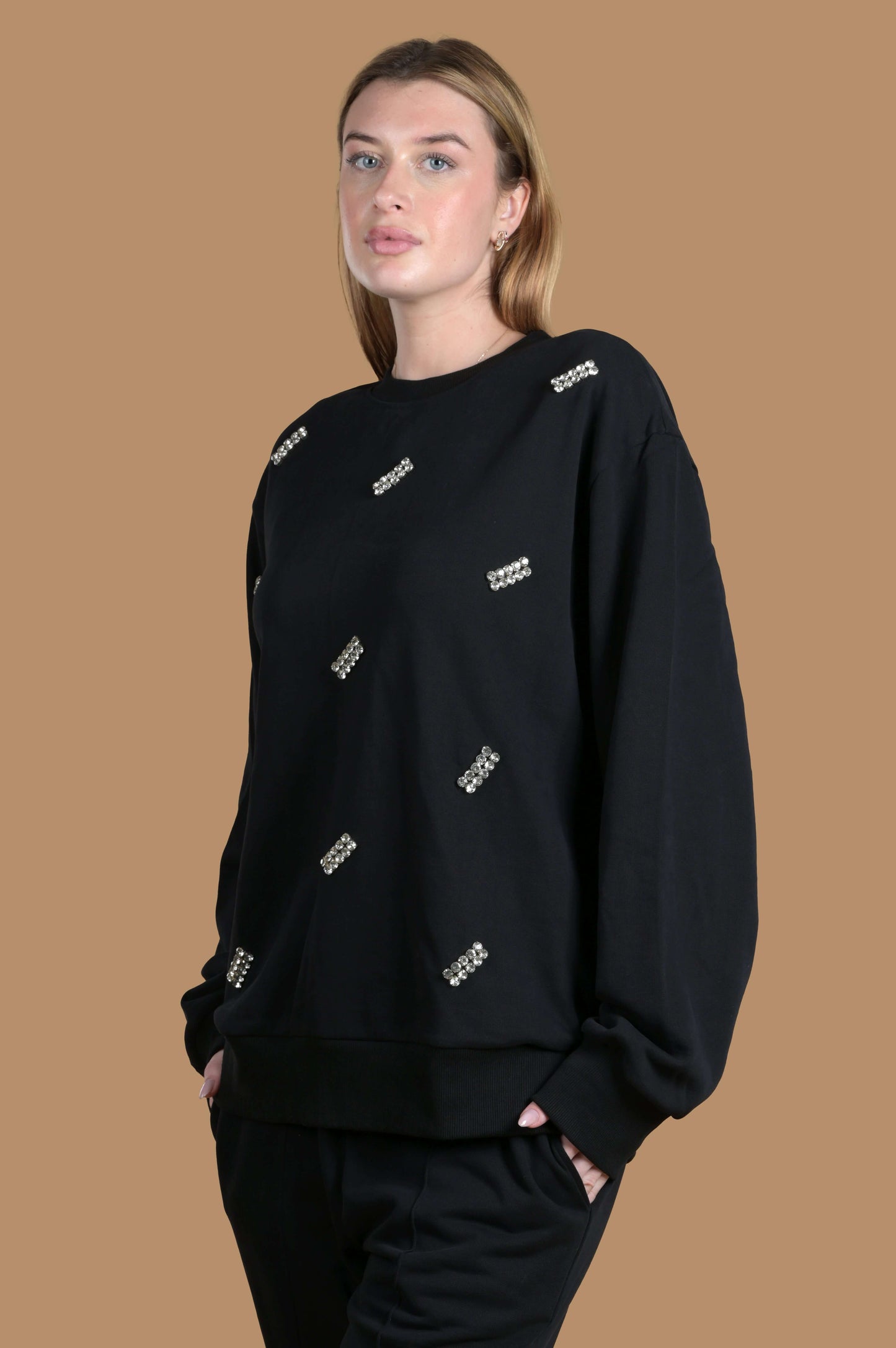 Women's Round Neck Embellished Sweatshirt