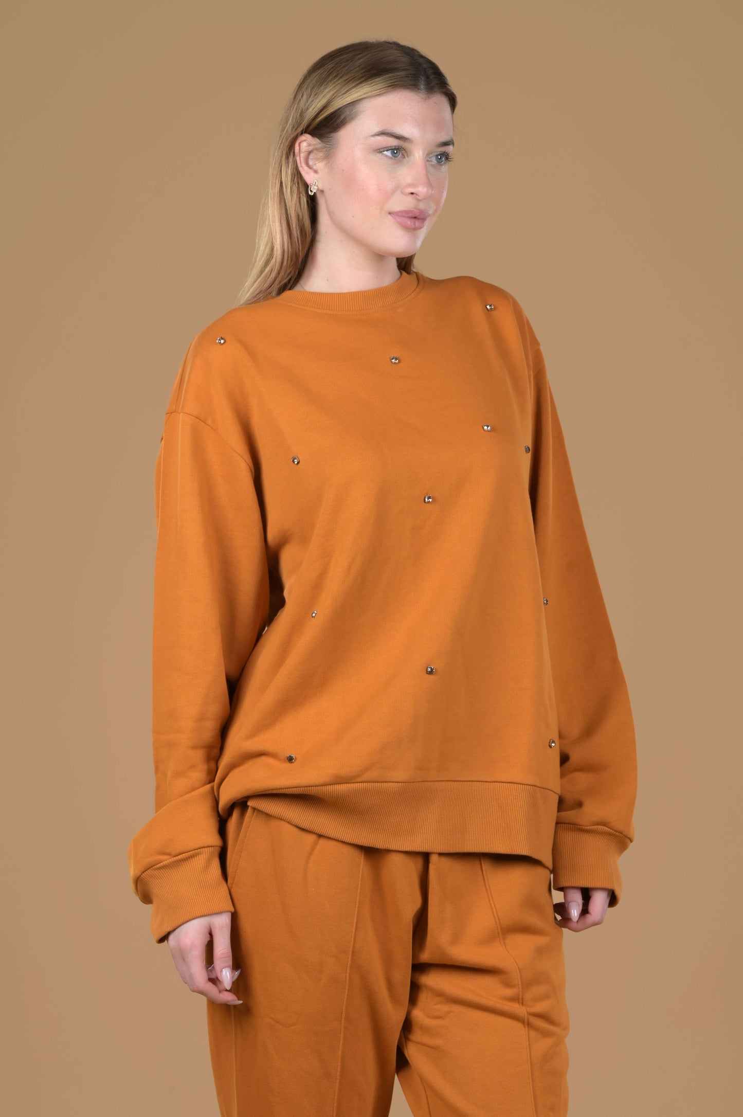 Round Neck Embellished Sweatshirt with pant